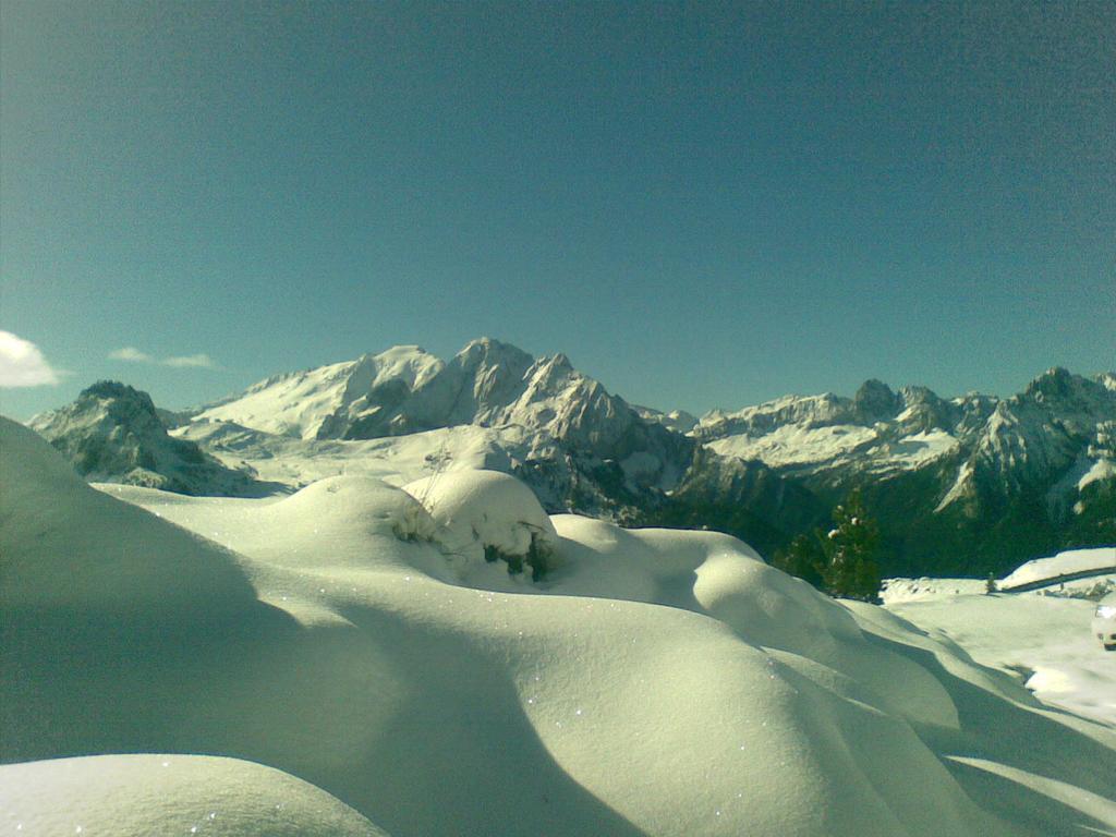 Post Hotel Ristorante Tyrol Moena Buitenkant foto