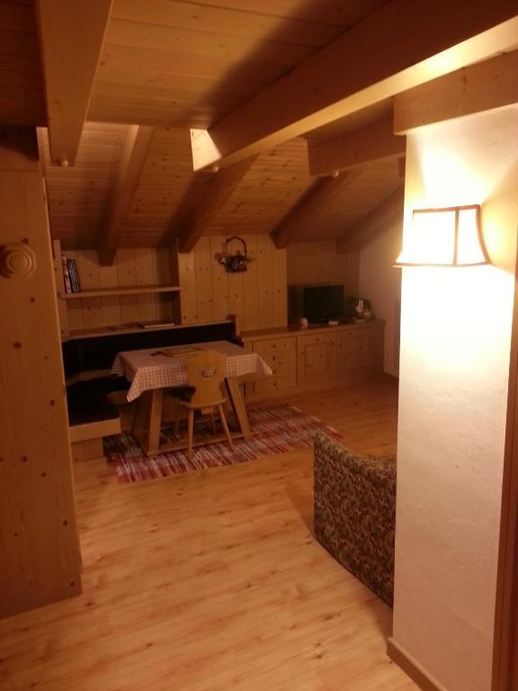 Post Hotel Ristorante Tyrol Moena Kamer foto