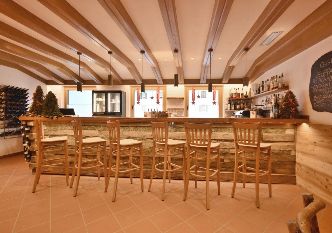Post Hotel Ristorante Tyrol Moena Buitenkant foto