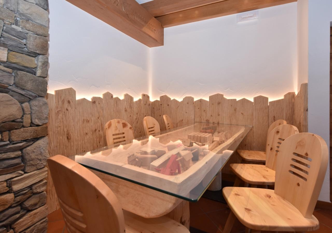 Post Hotel Ristorante Tyrol Moena Buitenkant foto