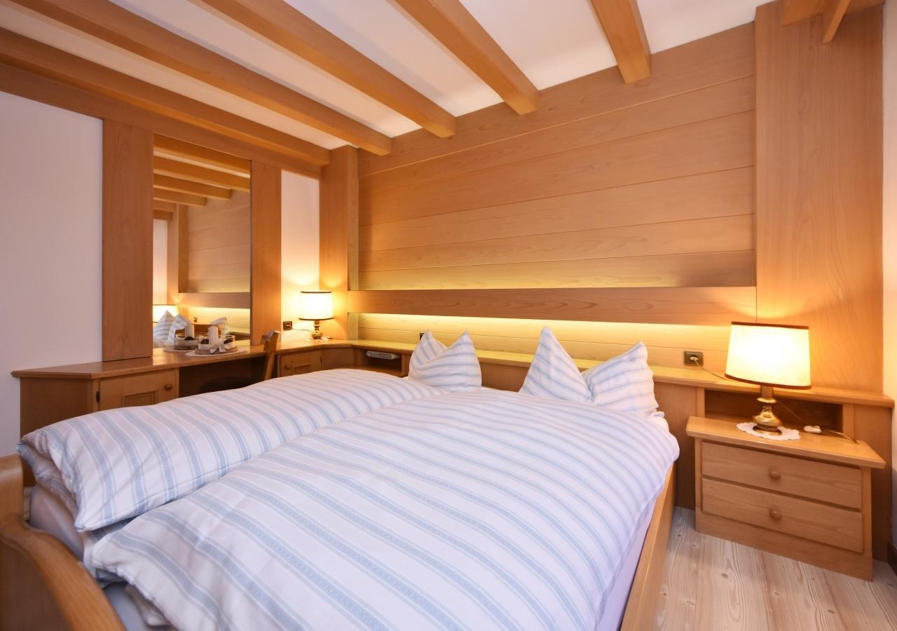 Post Hotel Ristorante Tyrol Moena Buitenkant foto
